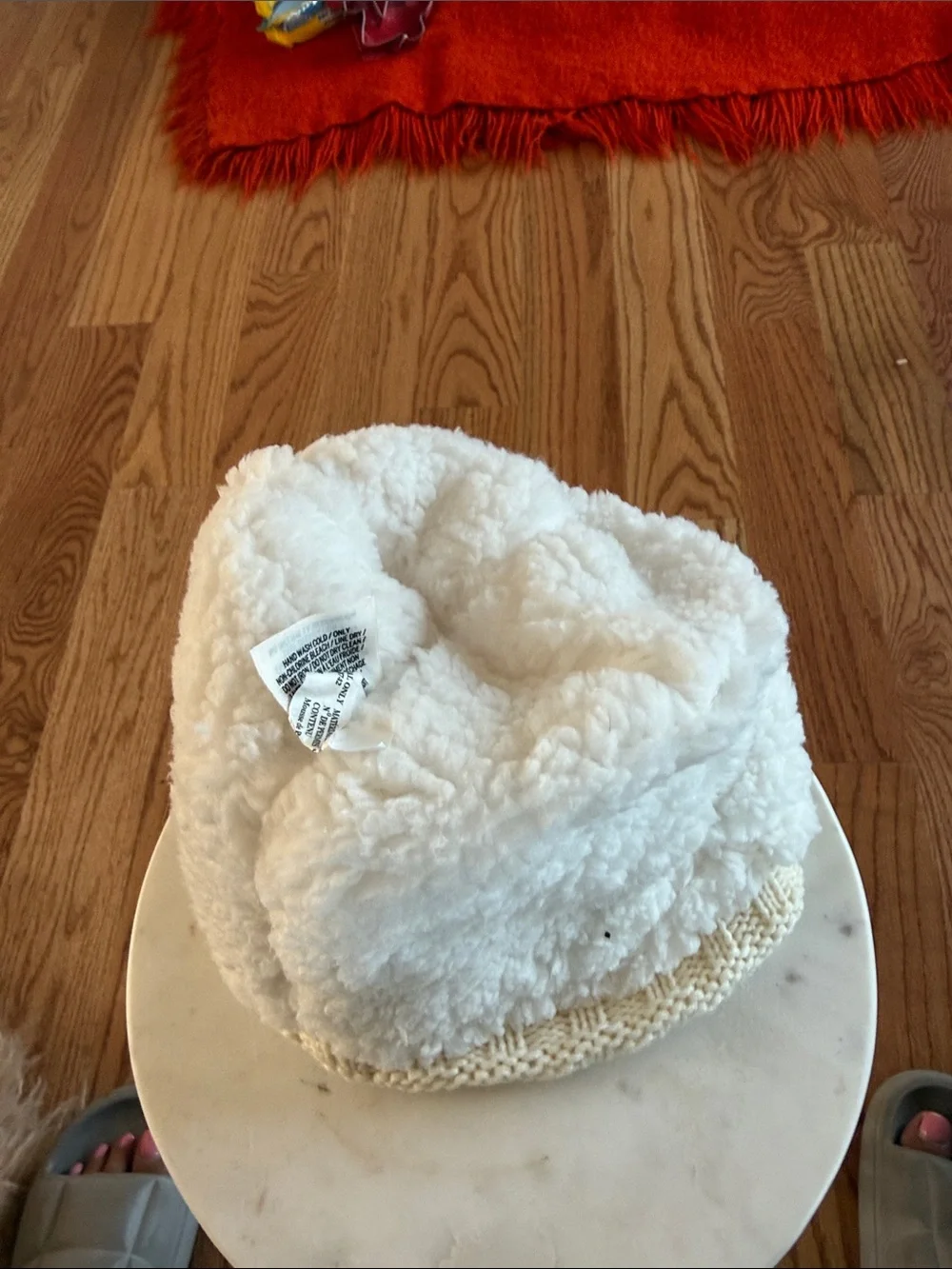 NWT PINK Victoria's Secret Cream Cable Knit Pom Pom Beanie